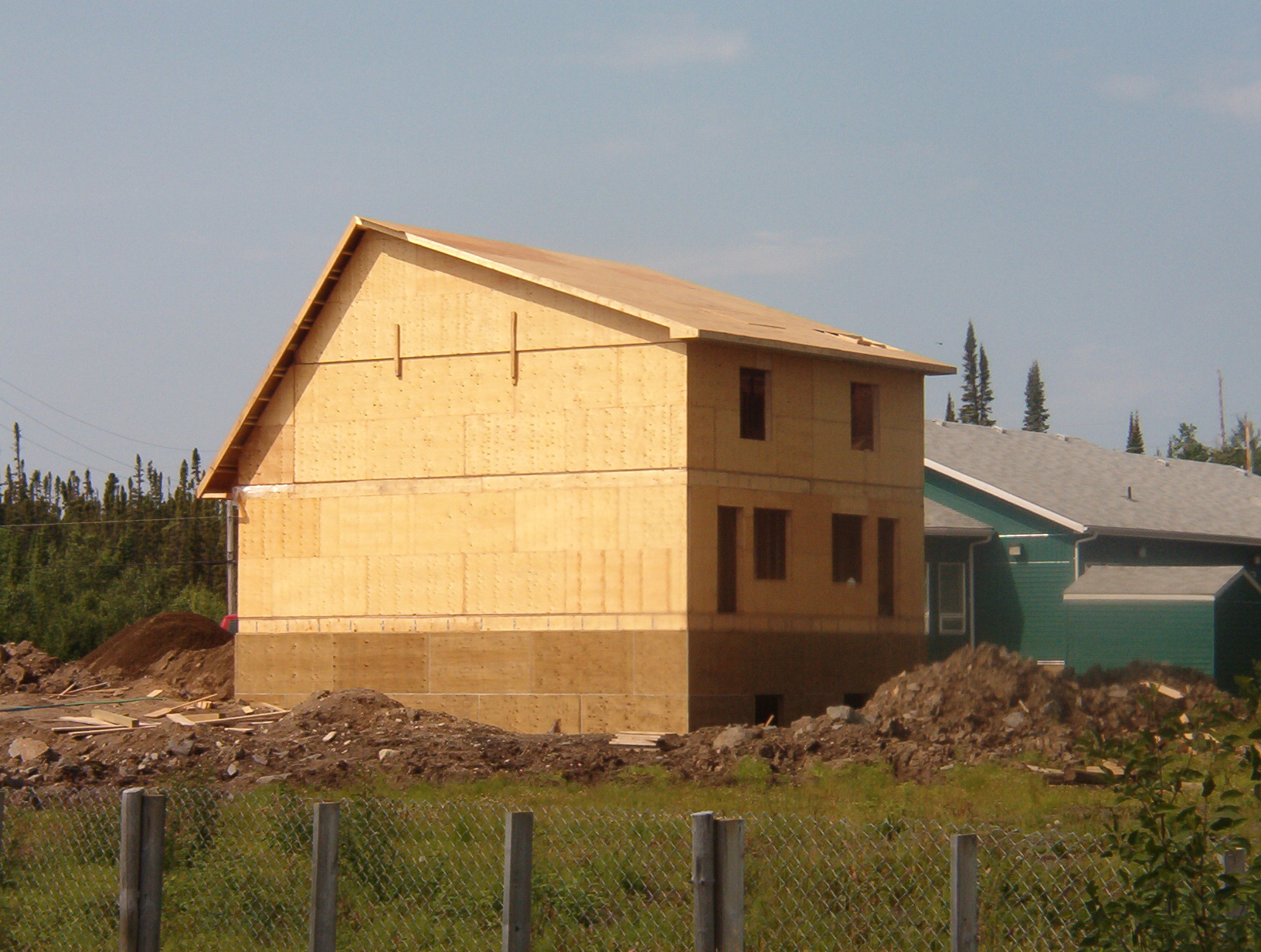 Another picture taken, this time, from the other side of the building.  This is coming along, just GREAT...  :-)